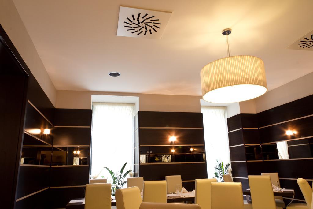 Old Town Hotel Брно Екстер'єр фото